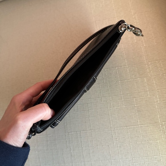Authentic Coach Leather Wristlet - Picture 6 of 16